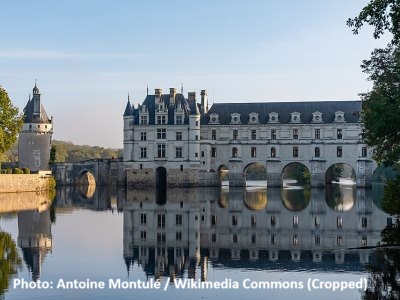 façade ouest du châtea, et la tour des marques